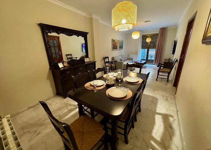 Apartamento En Corazon De Cordoba Con Parking Opcional